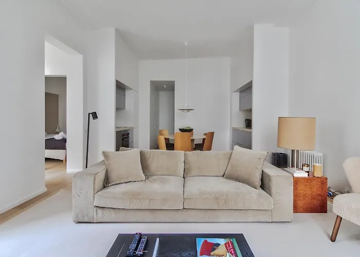 Lejlighed Modern 3bdr/3bth - Louvre Museum/tuileries *